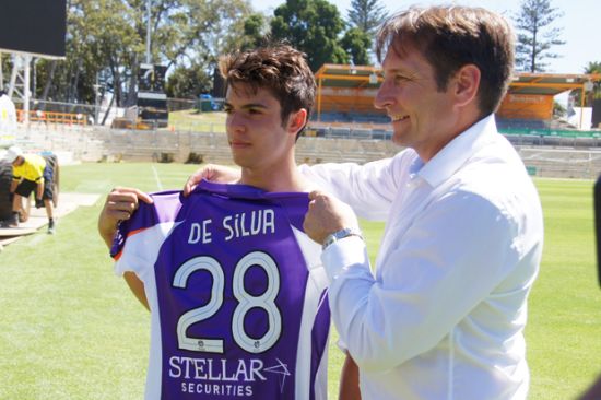 DE SILVA set to make HISTORY with DEBUT at 15