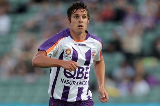 Glory see red against Mariners
