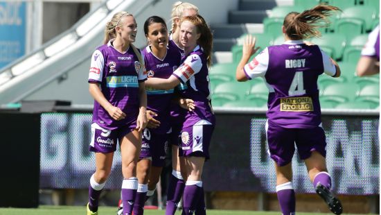 Kerr at the double as Glory stay top