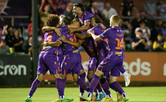 Going to the Game – Glory v Roar